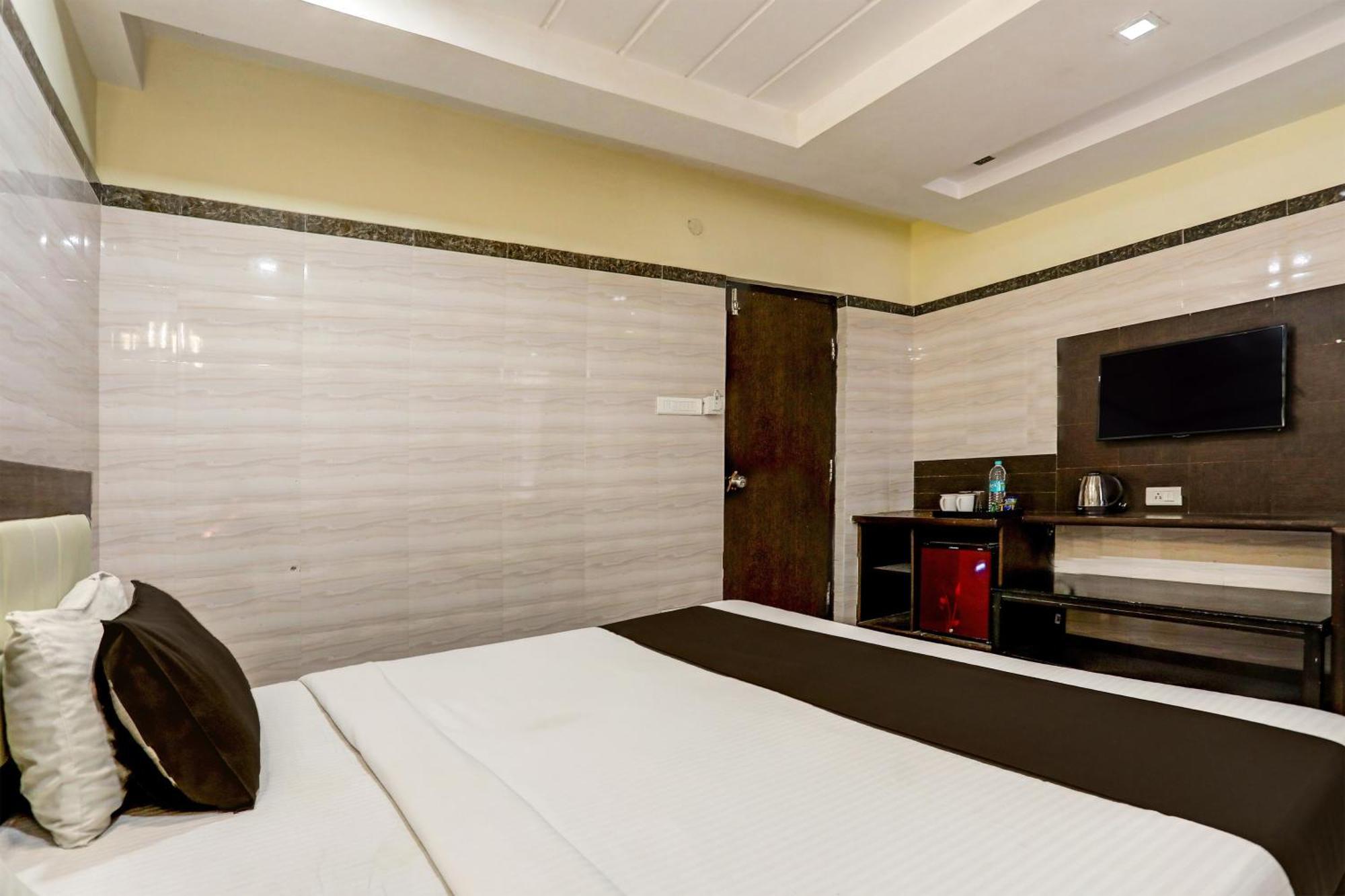 Flagship Hotel Suhana Grand Hyderabad Exterior photo